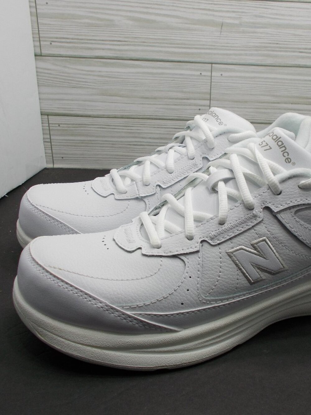 New Balance 577 Women' s Walkng SL-2 Shoes MW577WT Size 11